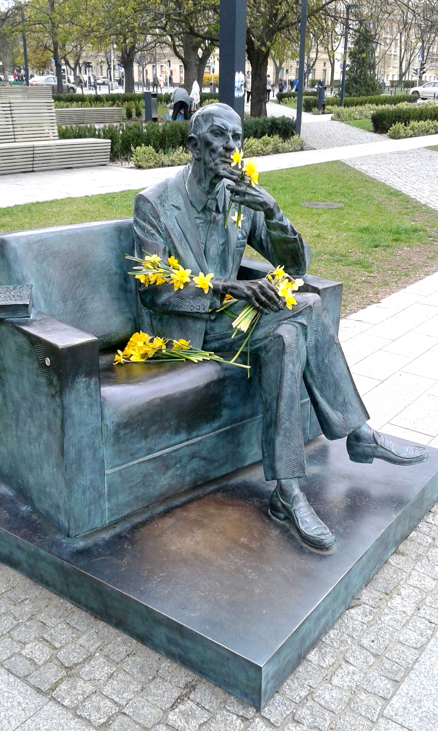 Resultado de imagen para VARSOVIA.  Monumento  Jan Karski